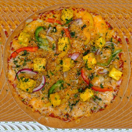 Paneer tikka pizza